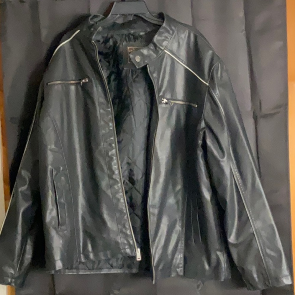 Men’s Arizona XXL jacket .  100% polyester coated.